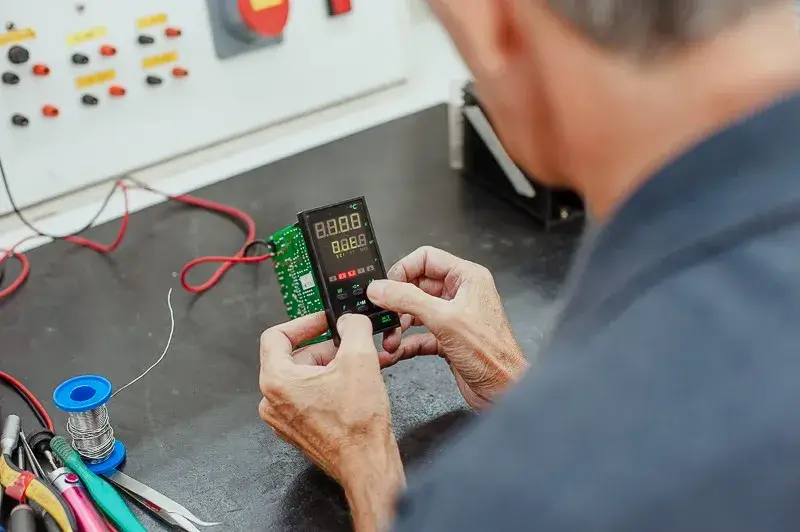 manutenção de controlador de temperatura